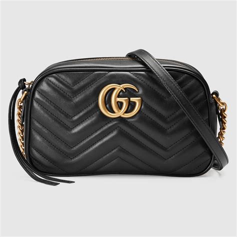 small gucci shoulder bag.